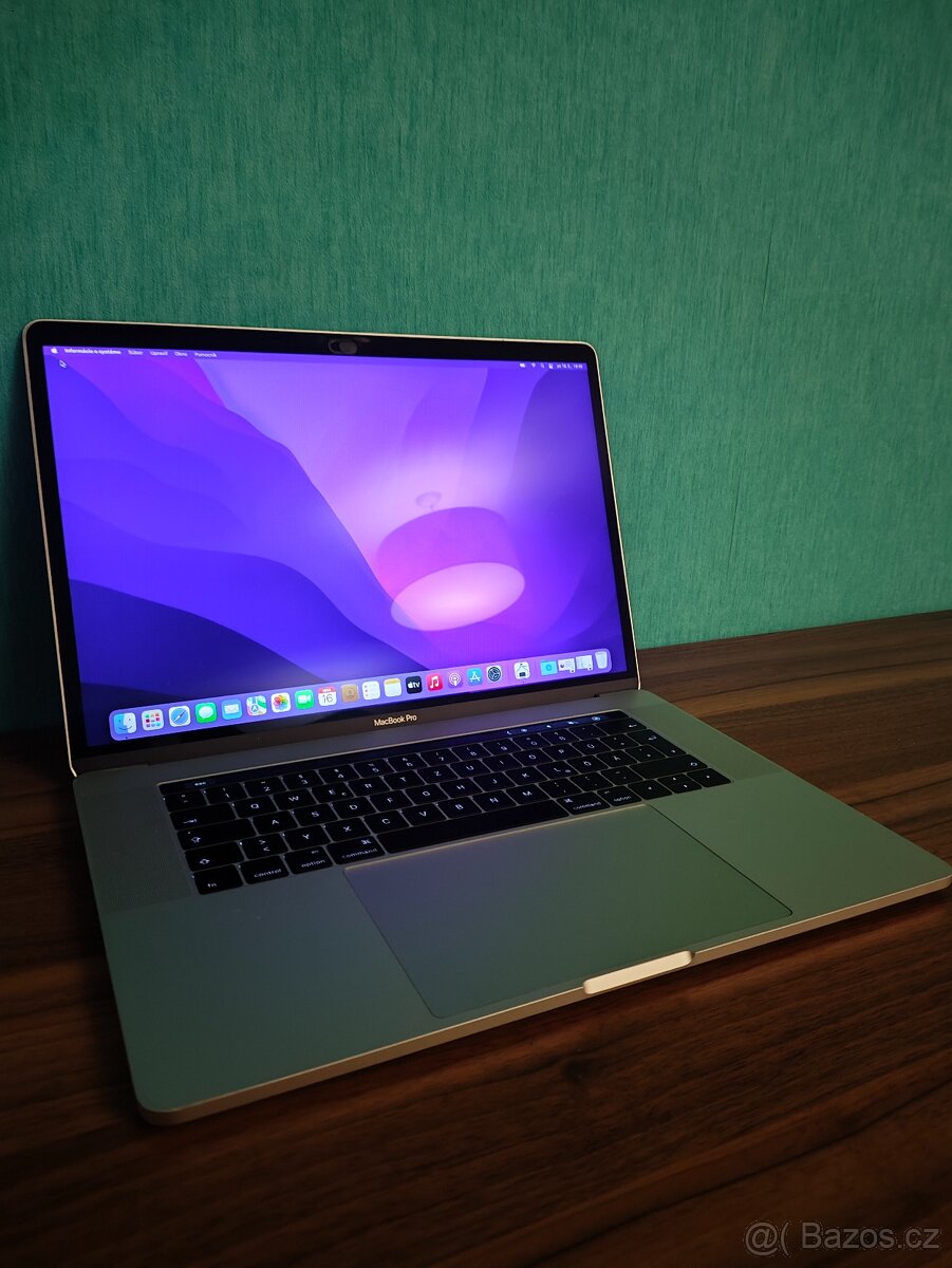MacBook Pro 15 2016 | i7 • 16GB • 256GB