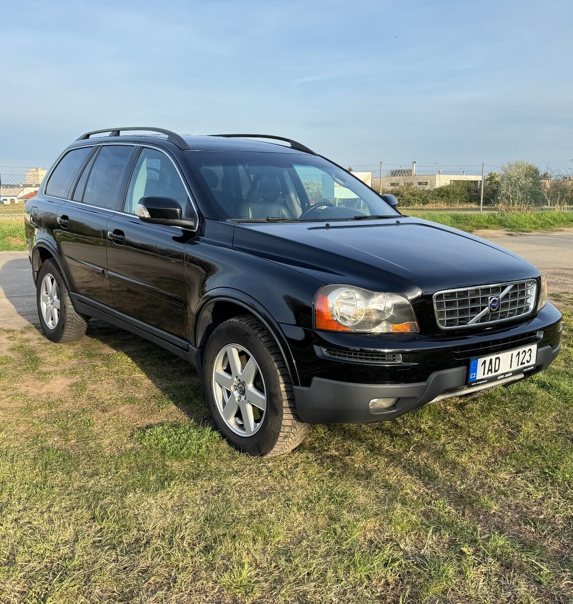 Volvo XC90 - 2.4 D5 AWD - Polestar 151kw prodej/výměna
