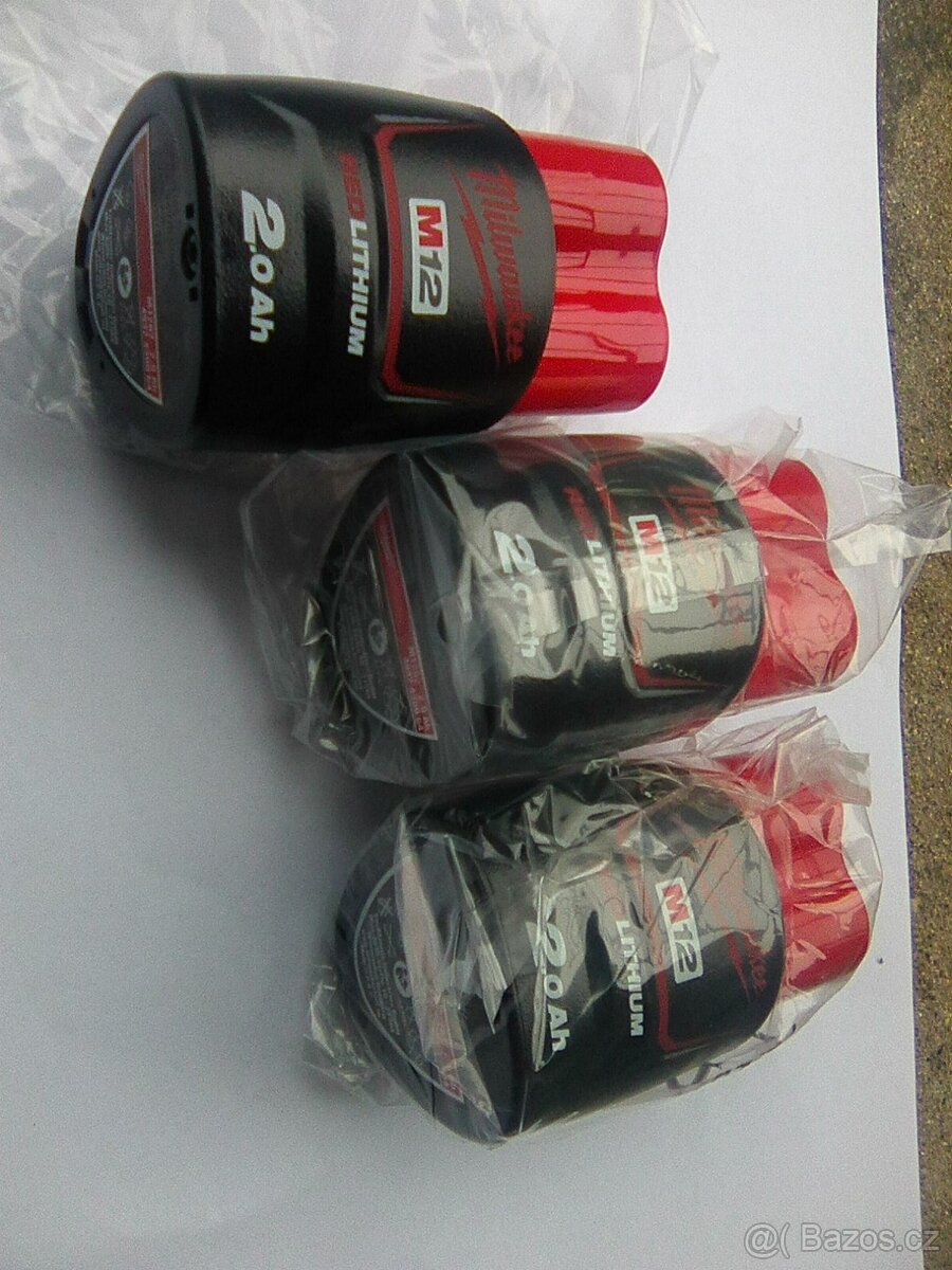 Milwaukee M12 Akumulátory baterie
