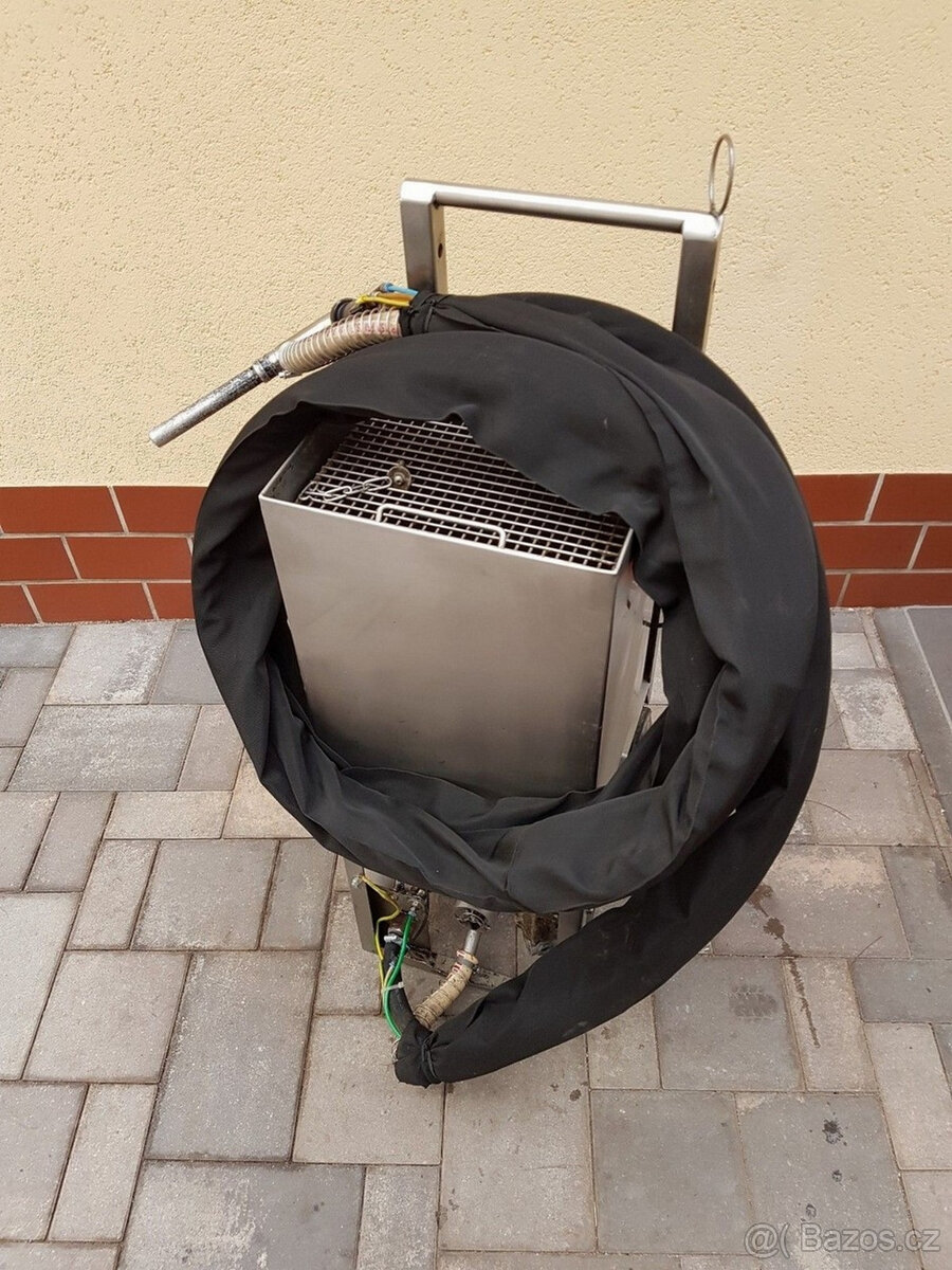 Tryskání suchým ledem Tryskání suchým ledem CAE Alpheus CO2
