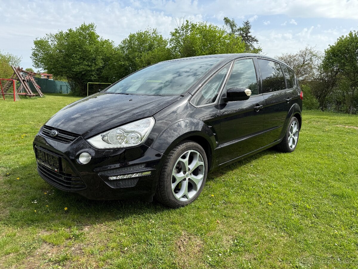 Ford S-Max 2.0TDCI.120KW,Navi,7 Míst,Tažné, 2014