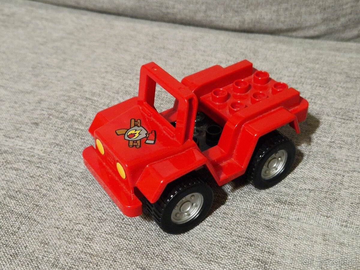 LEGO DUPLO - auto pro jednoho hasiče