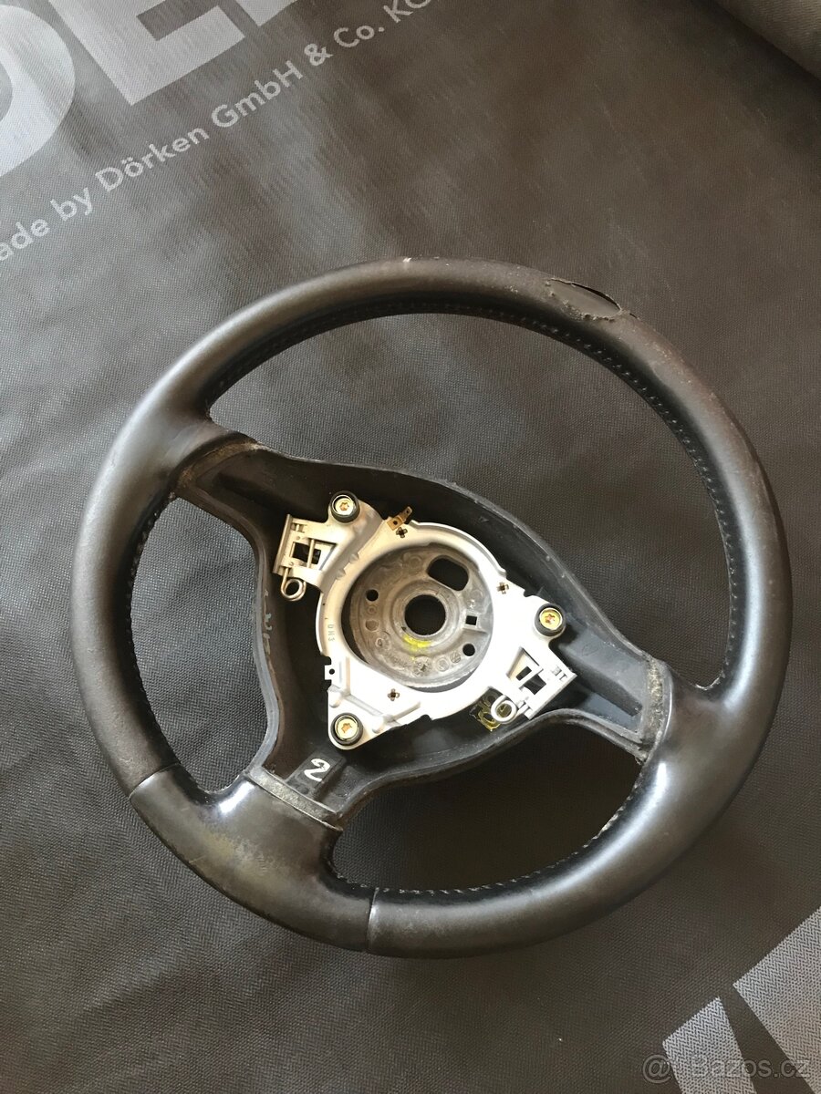 Volant vw golf 4