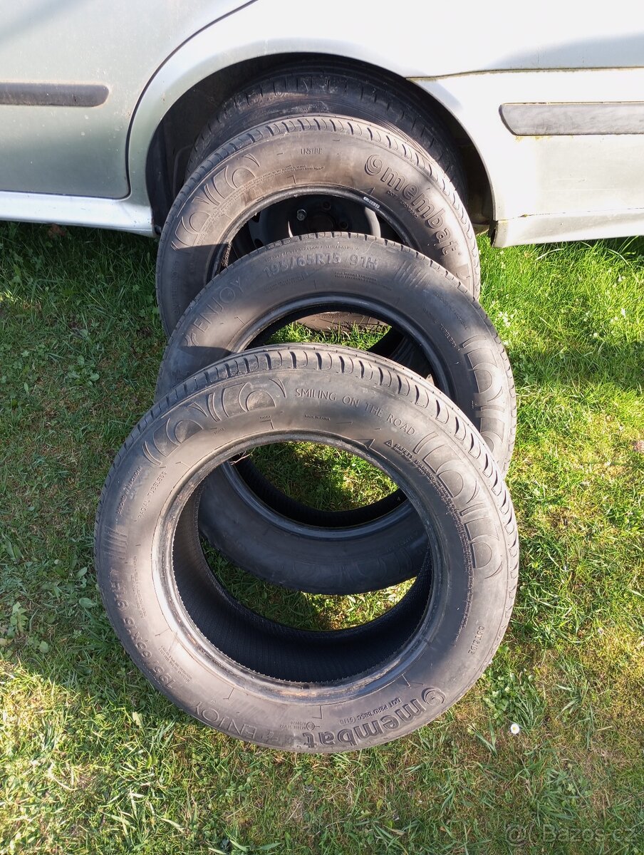 Letní pneu 195/65 r15