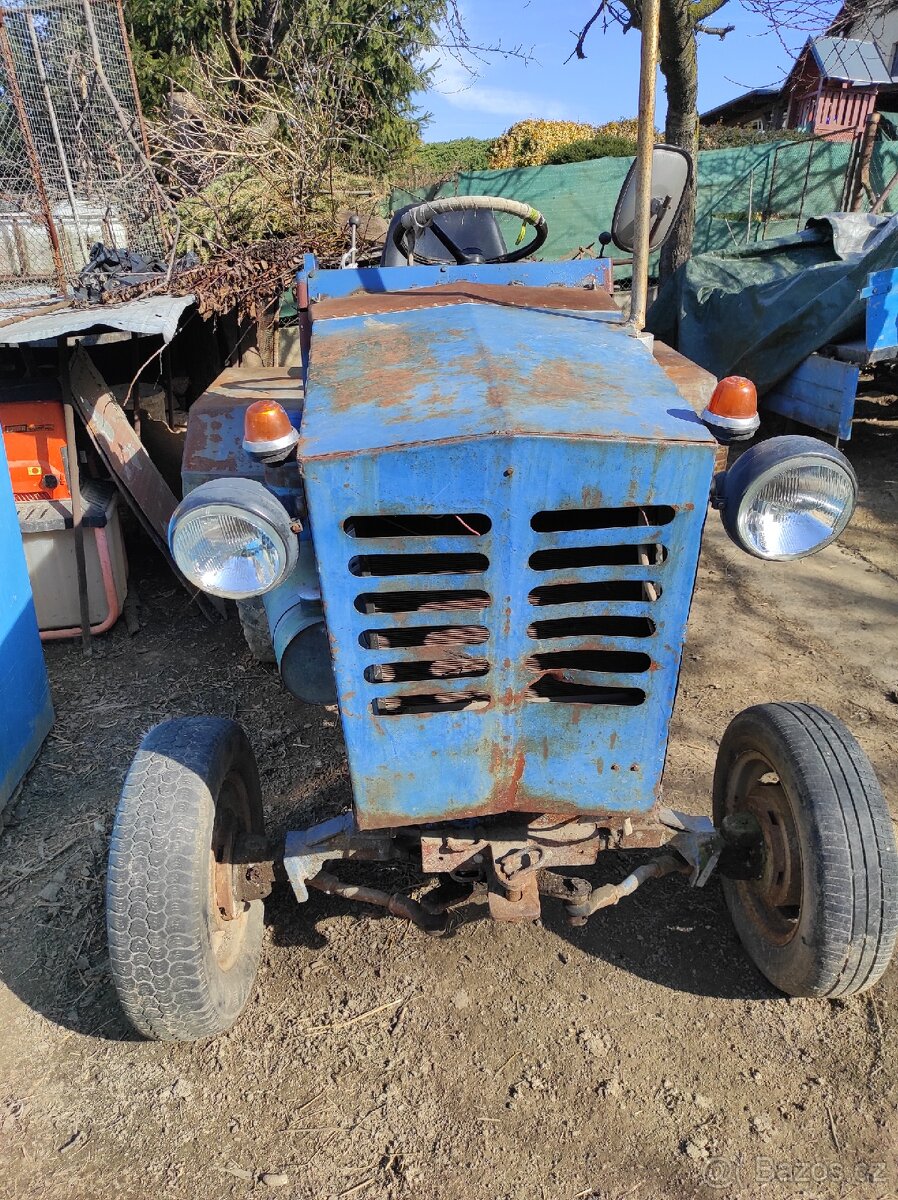 Prodám domácí traktor