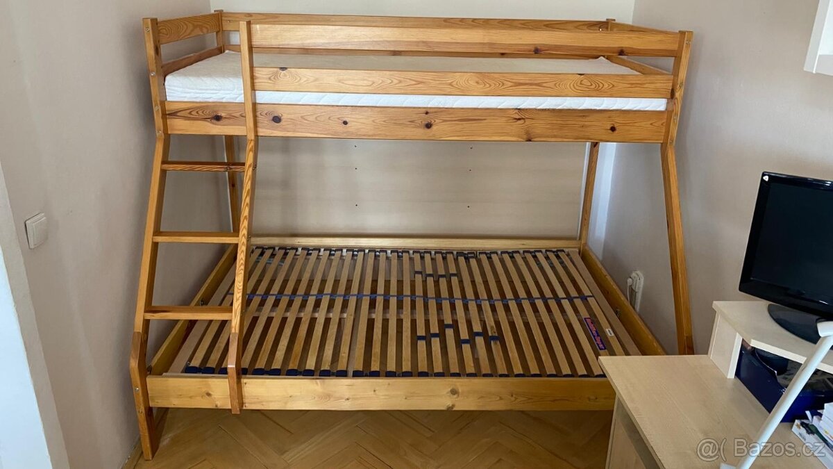 Dvoupatrová postel