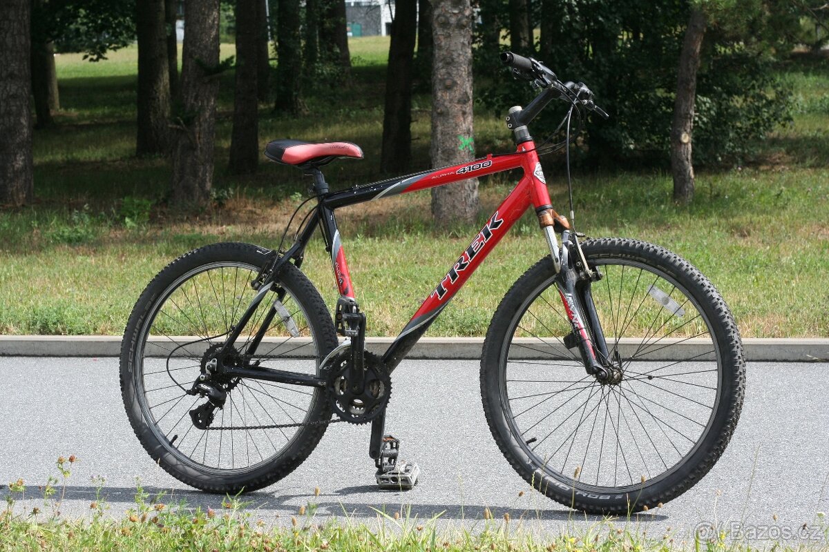 Horské kolo Trek Alpha 4100 – opotřebené, ale pojízdné