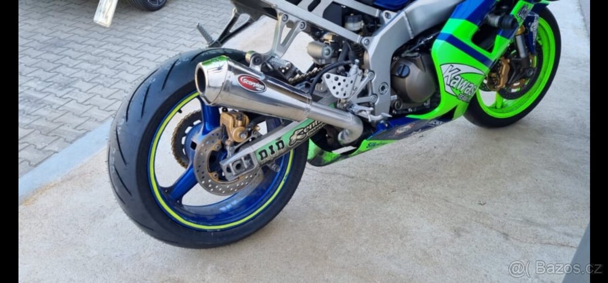 výfuk na motorku KAWASAKI ninja zx6r r. 2003