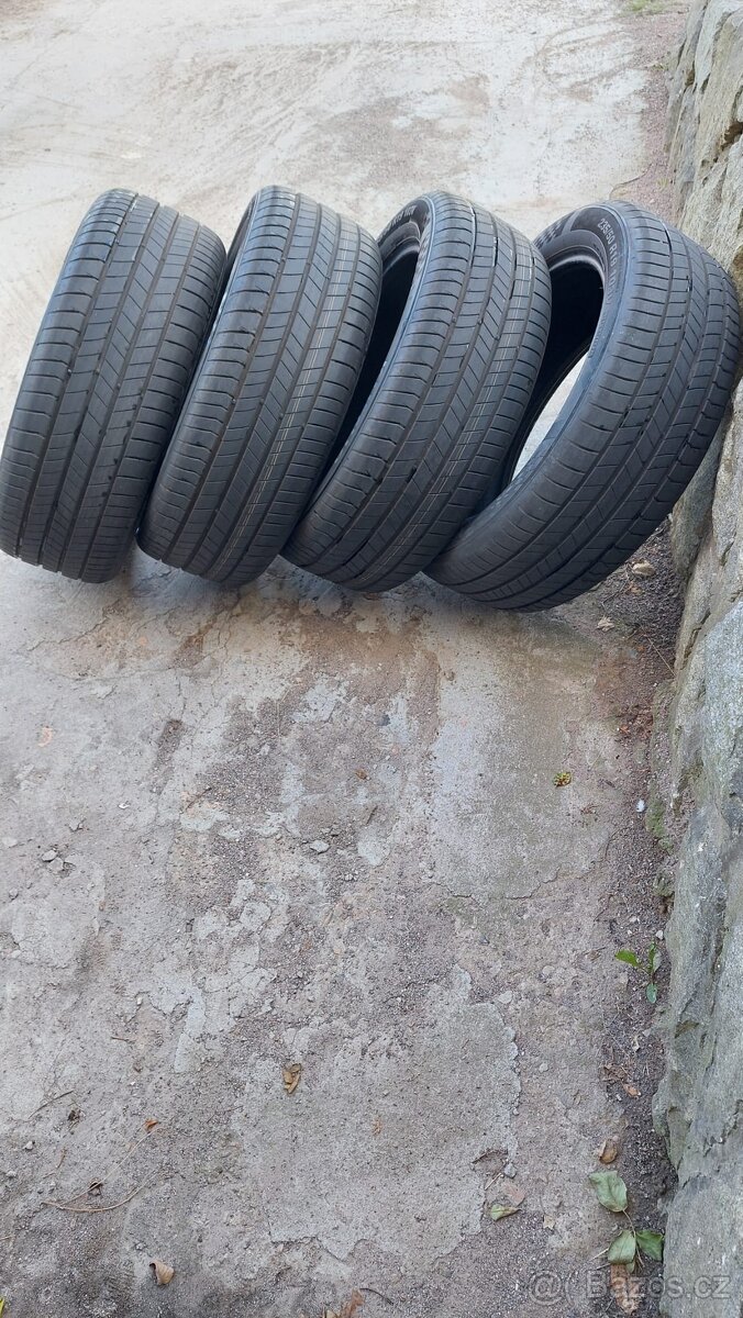Penumatiky Kumho ECSTA PS71 235/50 R19 103V NOVÉ