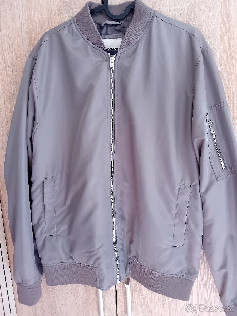 Jack&Jones bomber, lehká bunda L