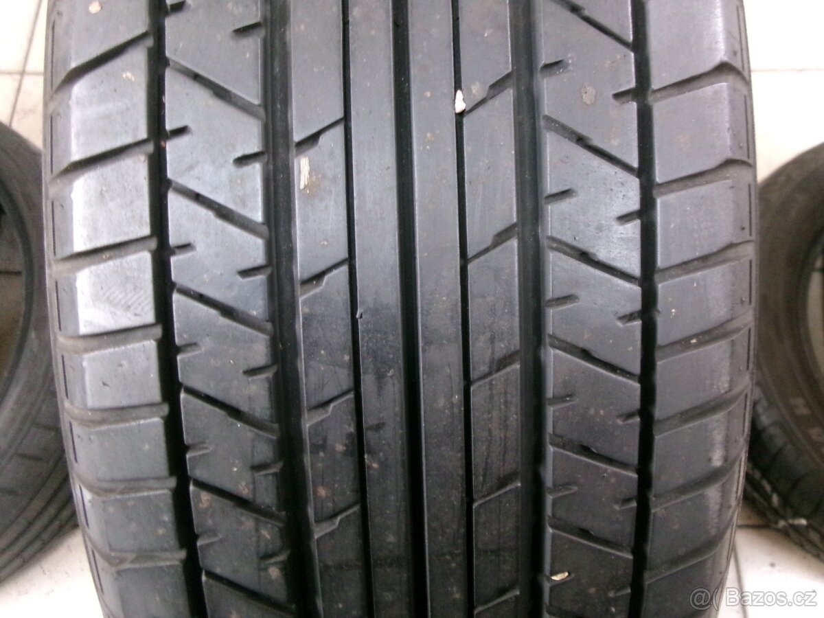 215/60 R17 YOKOHAMA (5,5mm) č.15596/b10