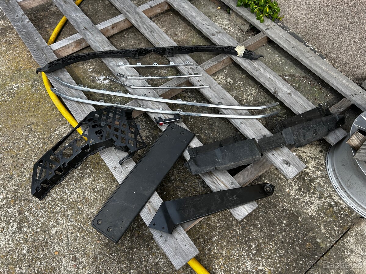 Lišty nárazníku VW Passat B8