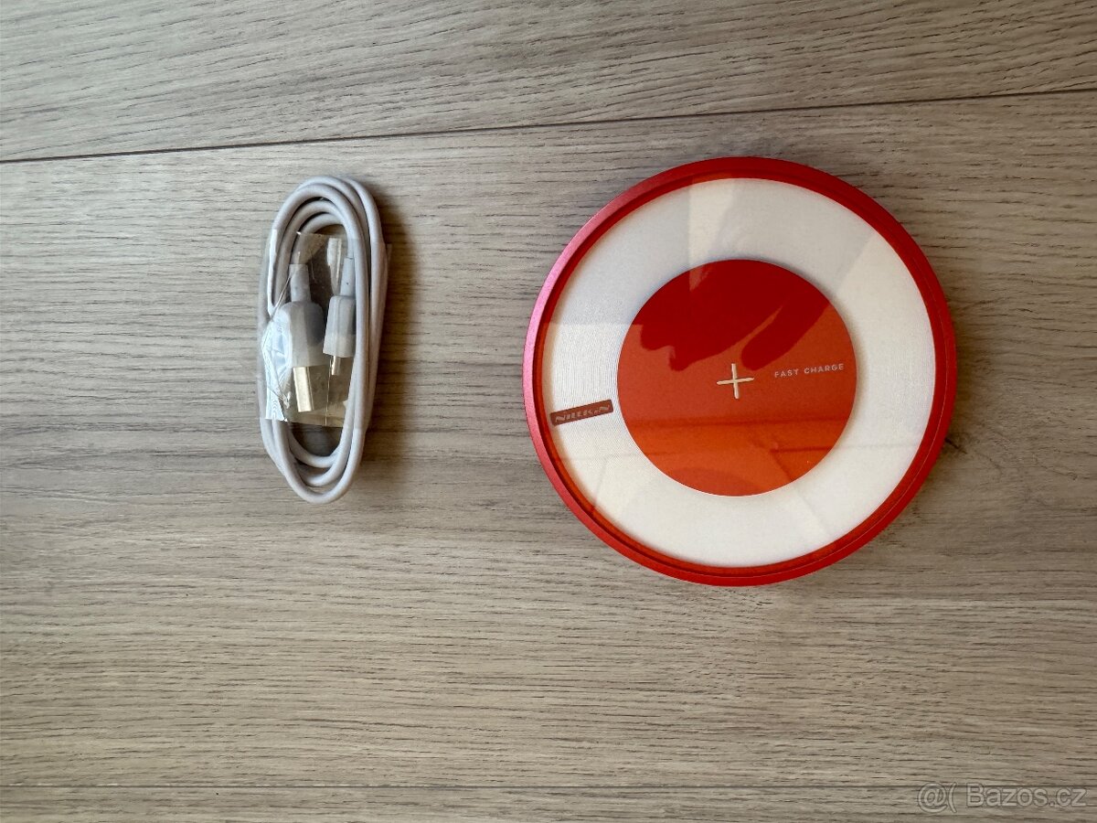 Bezdrátová nabíječka Nillkin Magic Disk 4 MC017