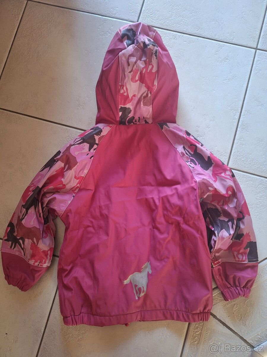 Gumová zateplená bunda 98/104