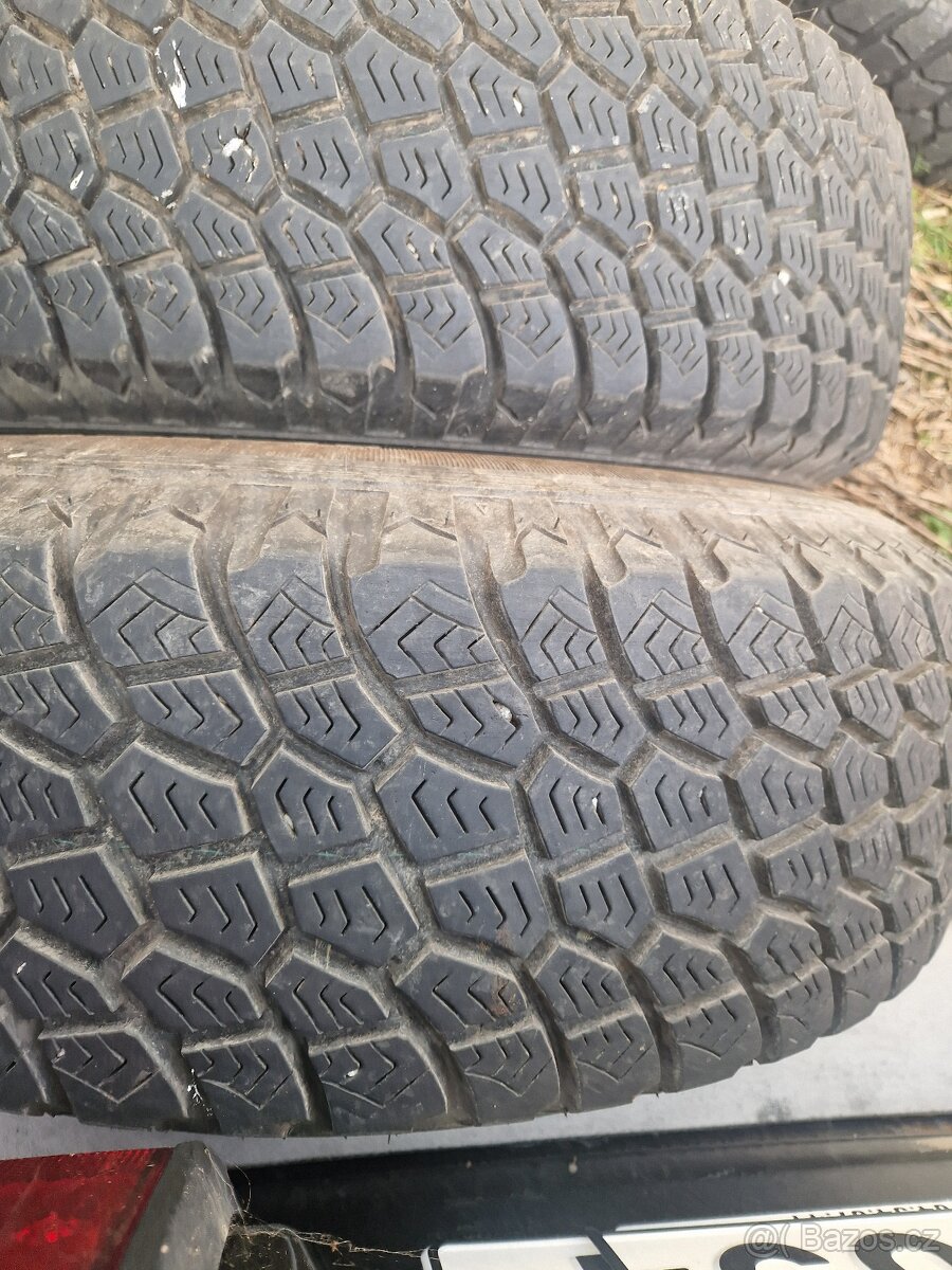 Pneu. zimní 225/75/15 102 T Fulda