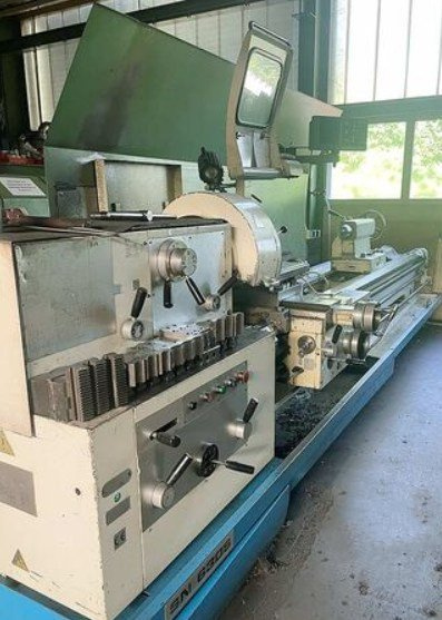 Soustruhy - hrotové SN 630 S