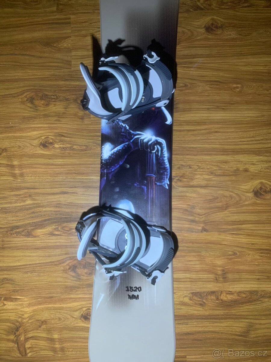 Snowboard