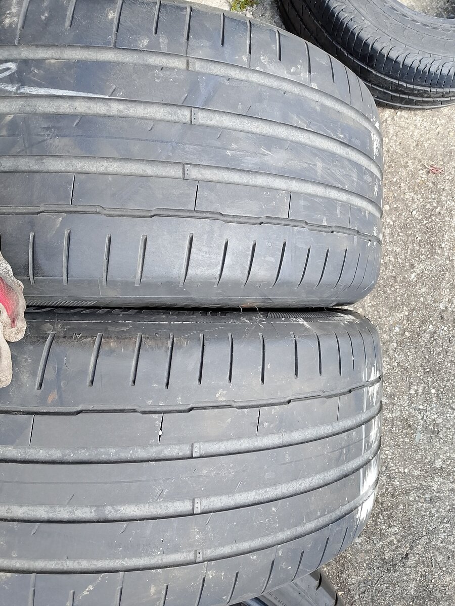 255/45/19 104w Hankook - letní pneu 2ks