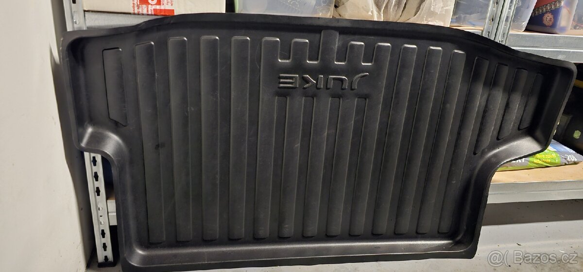 Nissan Juke vana do kufru