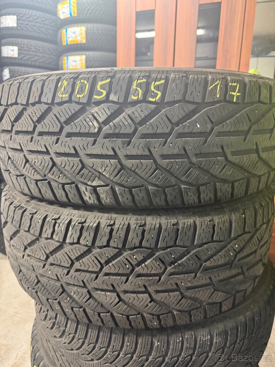Zimní pneu 205/55/R17 Kormoran