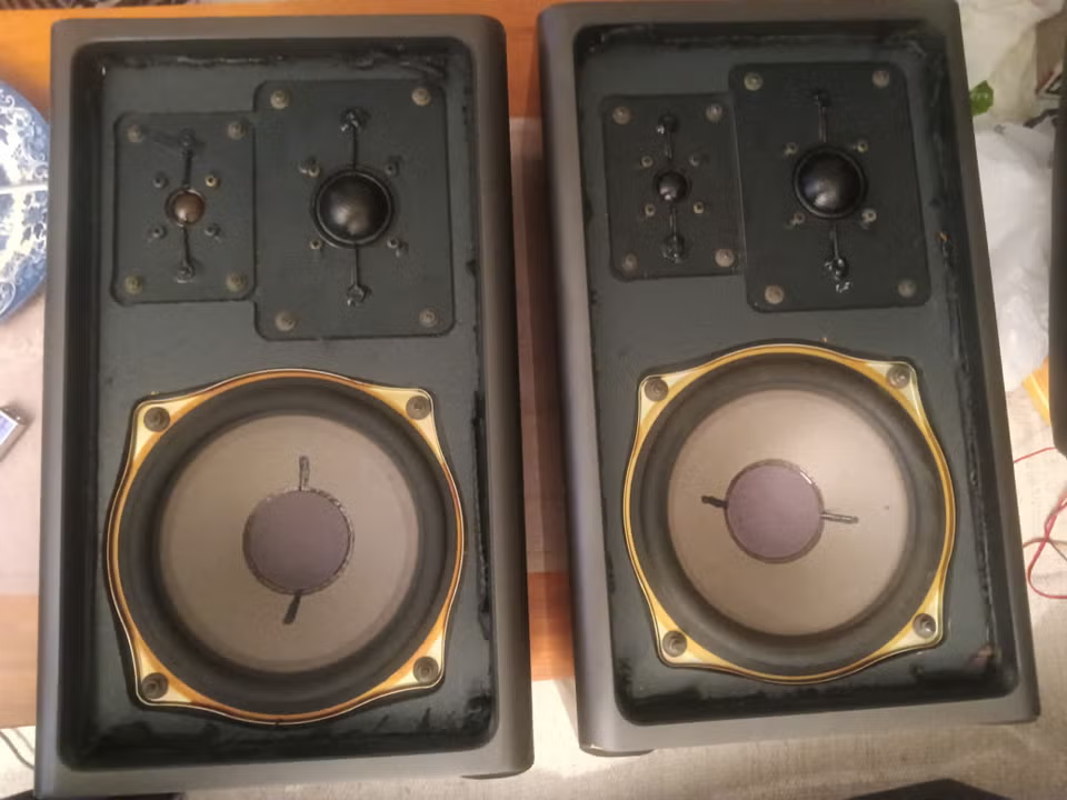 GRUNDIG HIFI BOX 800