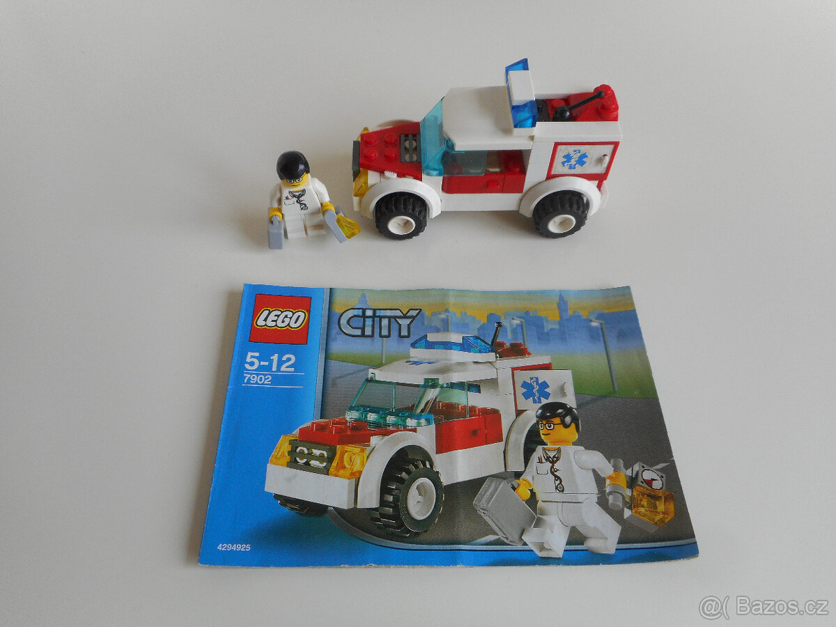 Lego City 7902 - Doctor's Car