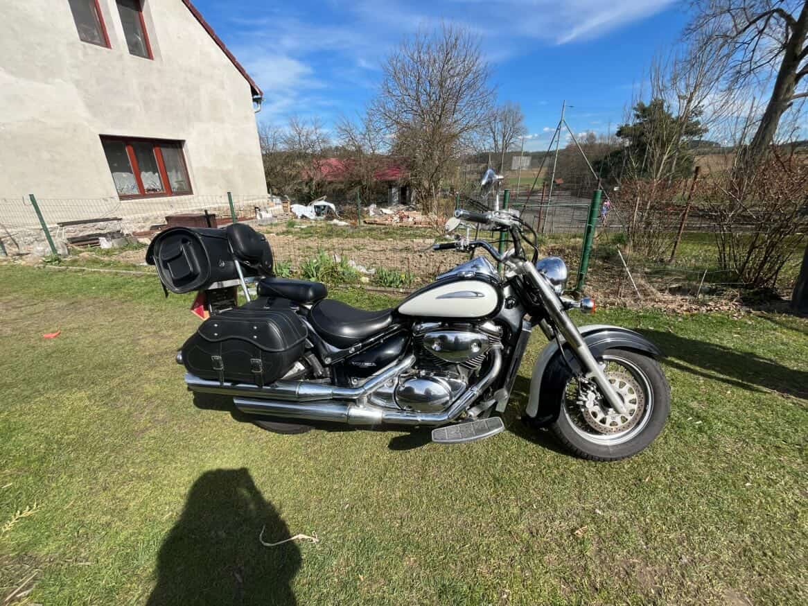 Suzuki VL800 2002