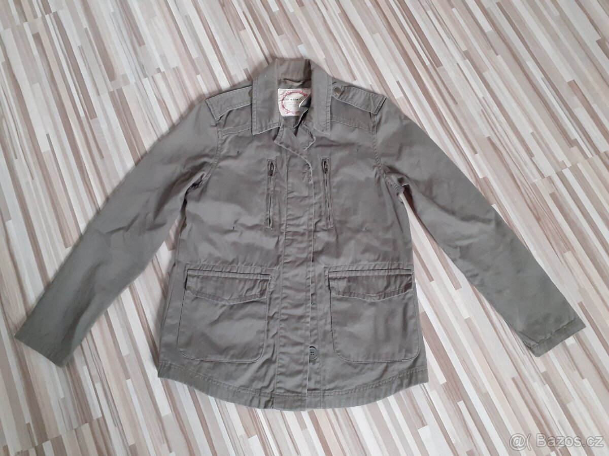 Jarní bunda. Vel. M,38.