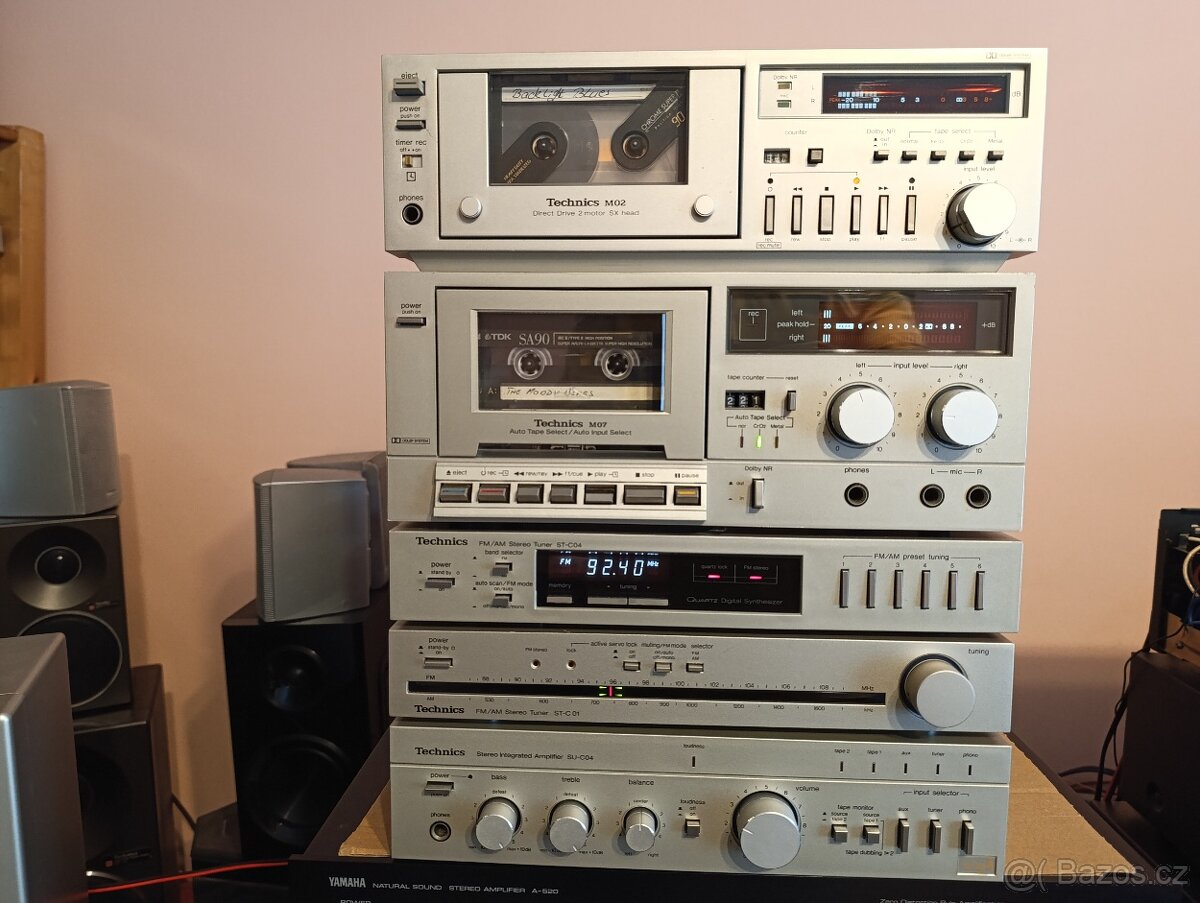Komponenty Technics