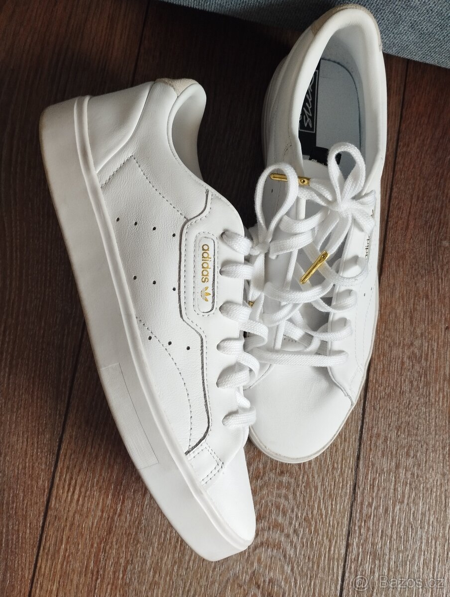 Tenisky Adidas dámské 40/41 TOP
