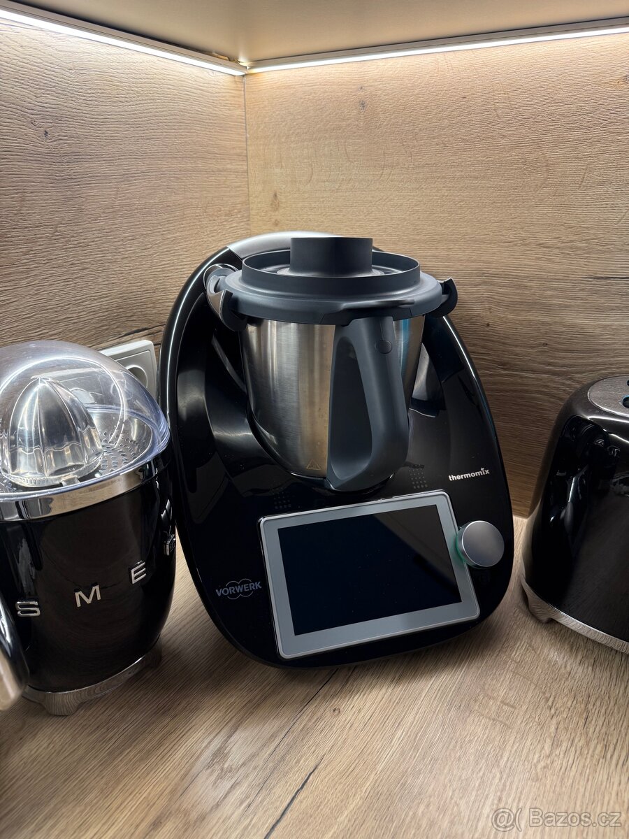 Thermomix vorwerk kuchyňský robot