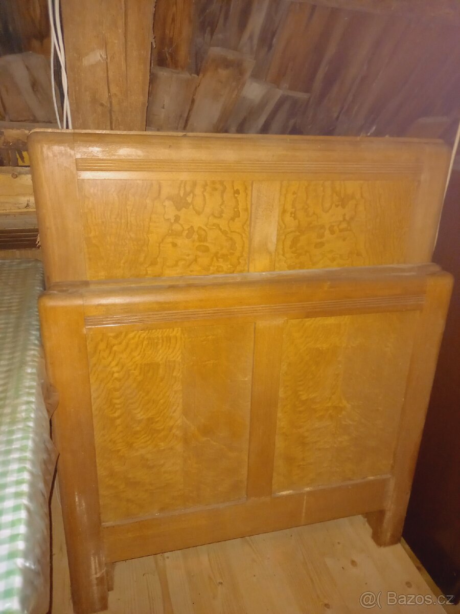 Prodám čela starožitných postelí
