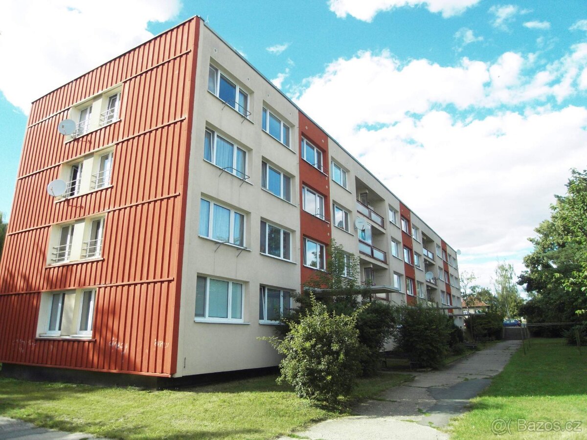 Pronájem bytu 1+1 v Kolíně, ul. V Břízách