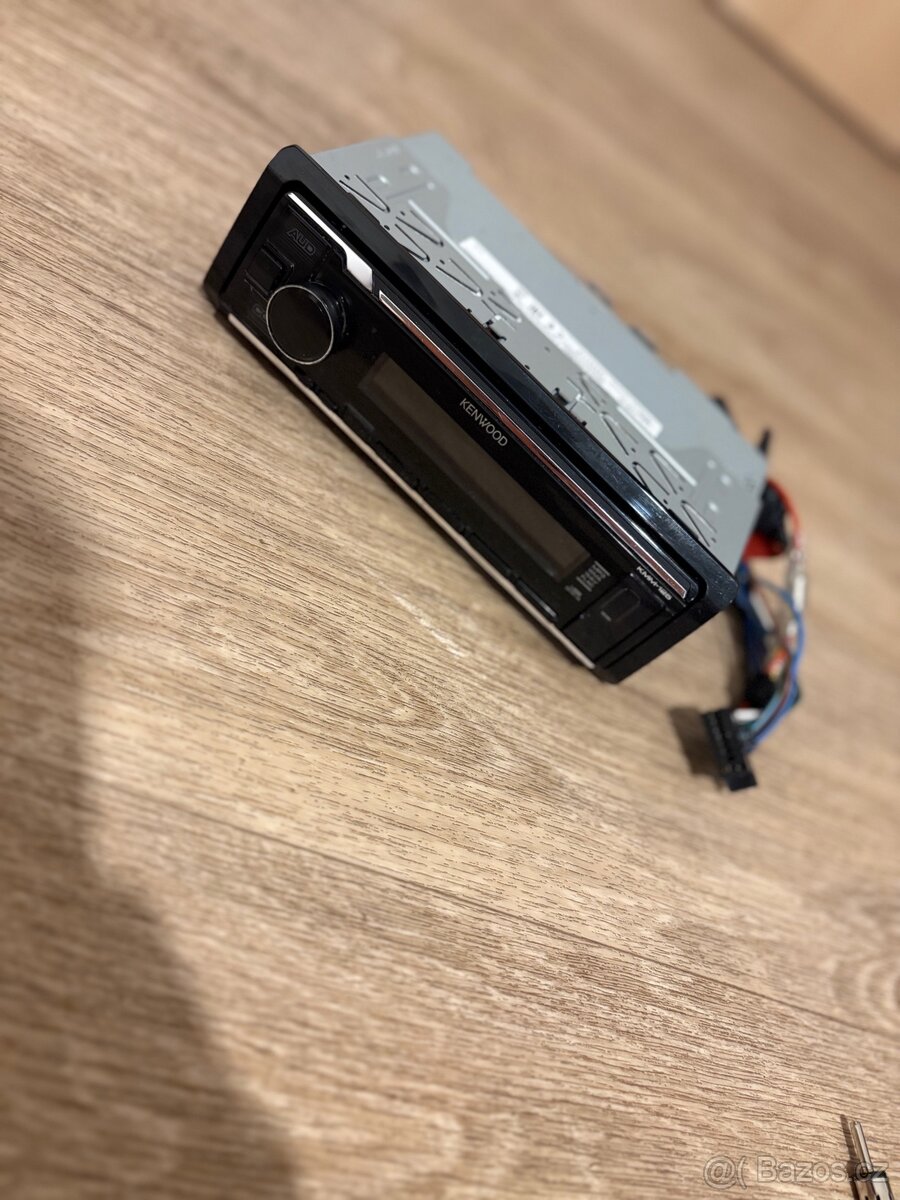 Autorádio Kenwood KMM-125