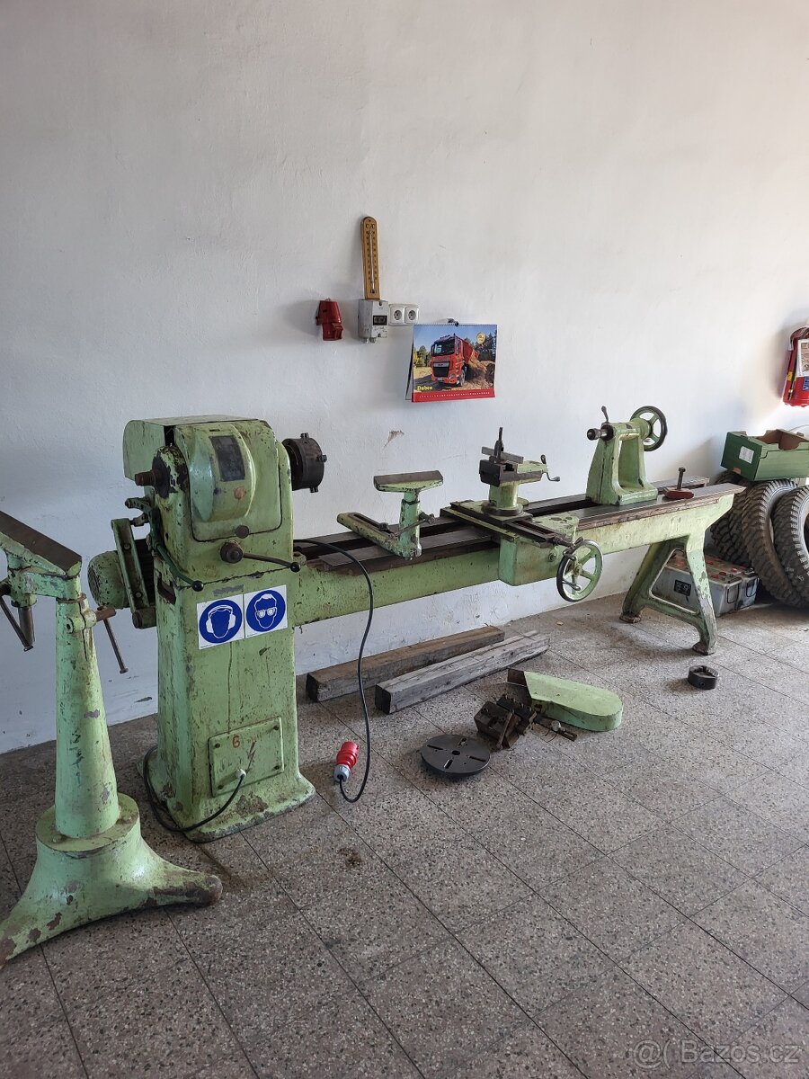Litinový soustruh na dřevo SHS 200