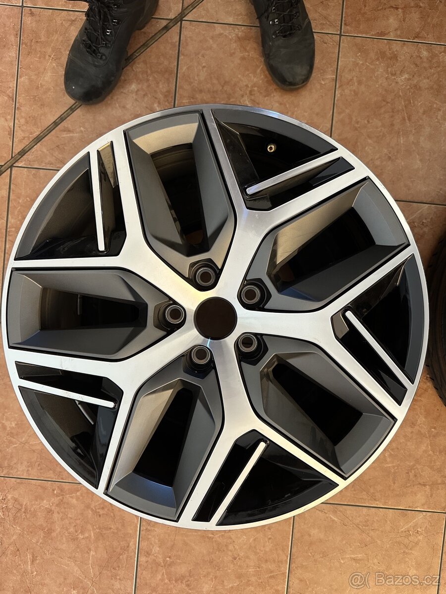 Koupím 1ks ALU disku Seat 575601025 AK