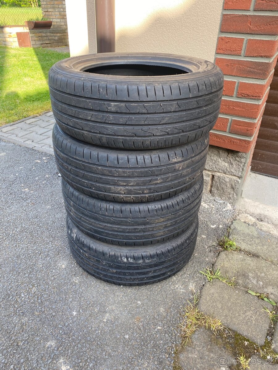 Pneu 205/55 R16