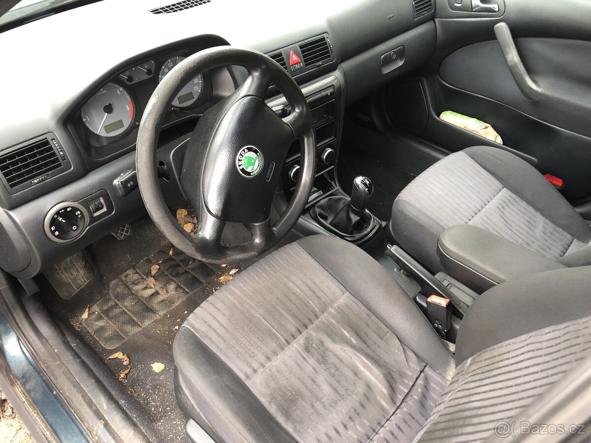 skoda Octavie 1, sedan, zelená , náhradní dily , 1.9tdi