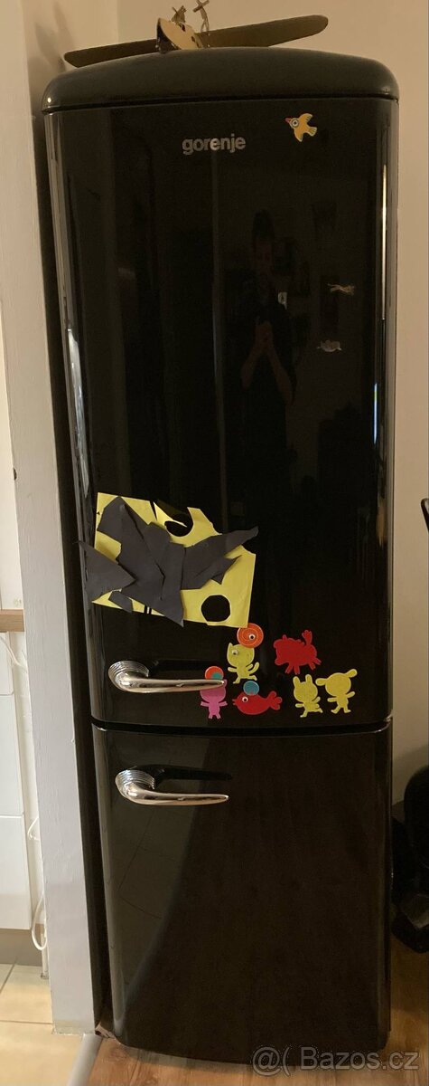 Černá lednice retro Gorenje
