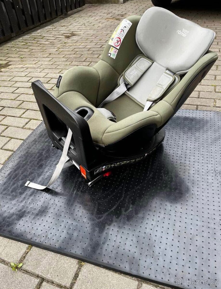 Autosedačka Britax Romer Dualfix i-Size