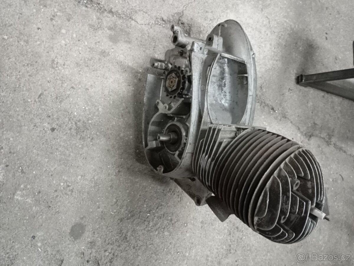 Motor 250 pérák FJ