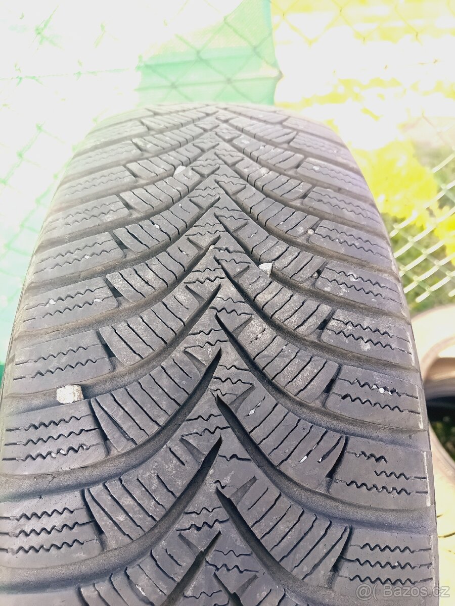 Zimní pneumatika 185/60 r15