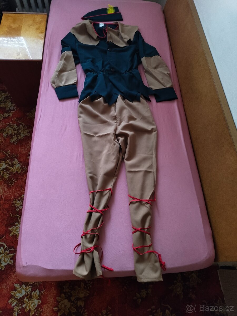 prodám kostým na maškarní