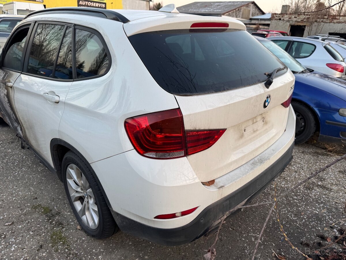 BMW X1 18d e84 LCI manuál sDrive na dily