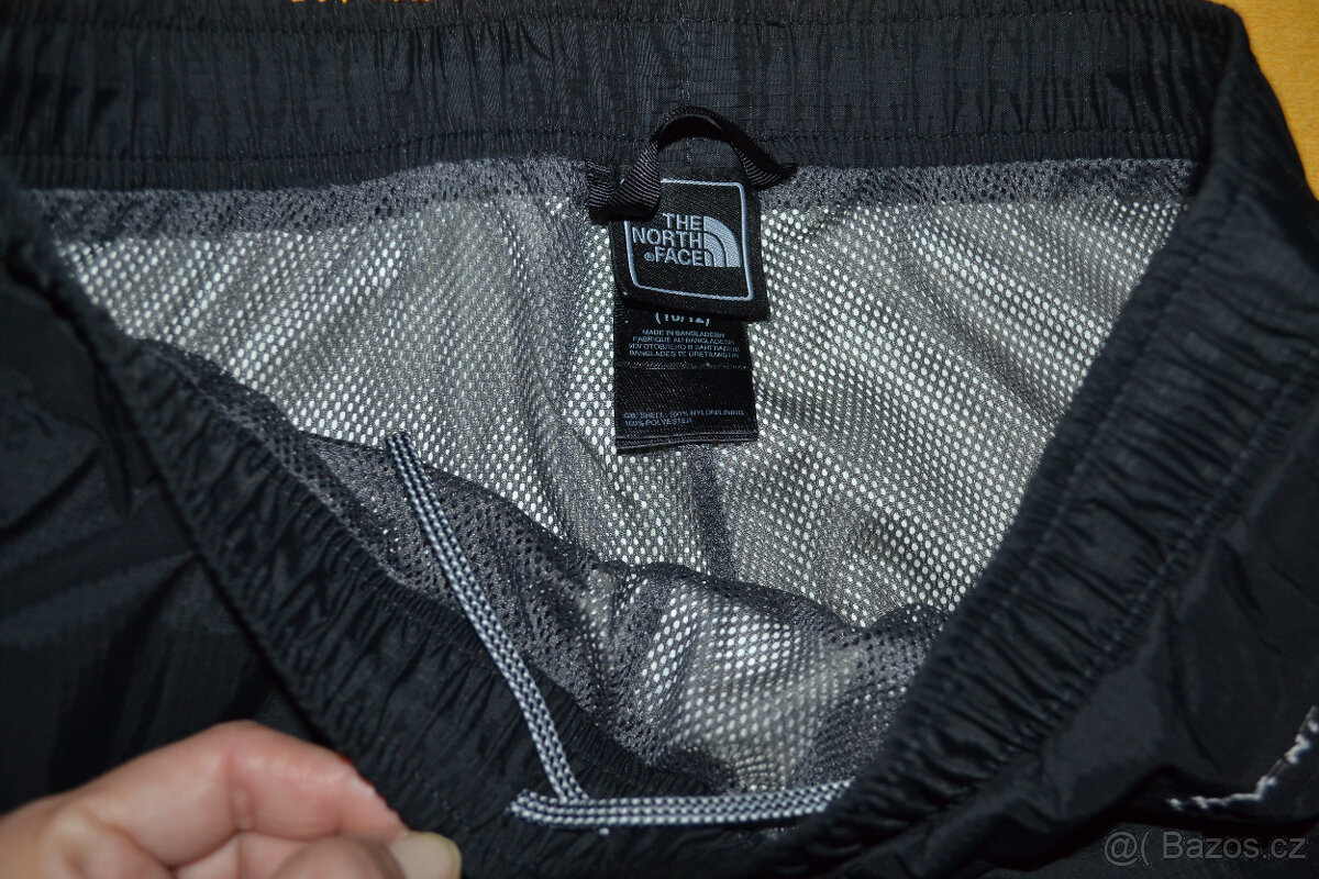Funkční kalhoty zn. The North Face vel. 10- 12 let