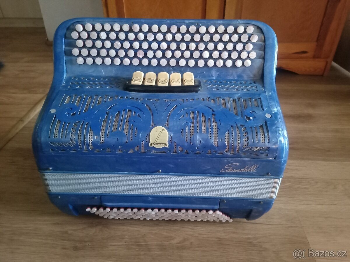 Chromatika Scandalli 4hlas