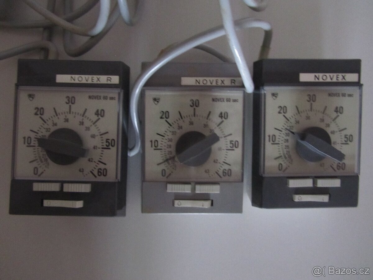 Spínací expoziční hodiny Novex fotokomora