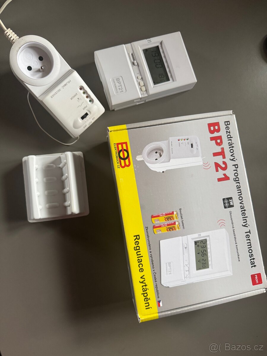 Bezdrátový programovatelný termostat BPT21