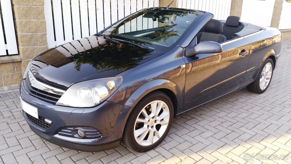 Opel Astra Cabrio / 1.9 CDTi, 150 PS / serviska, 1. majitel