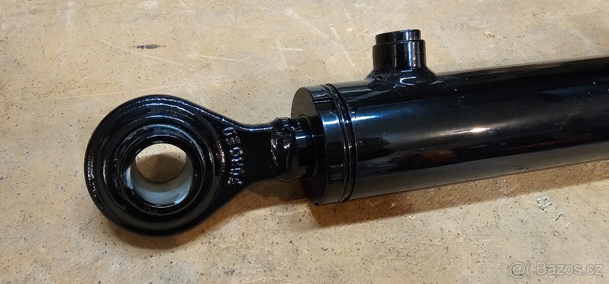 Hydraulický válec 50/30 zdvih 200mm - třetí bod